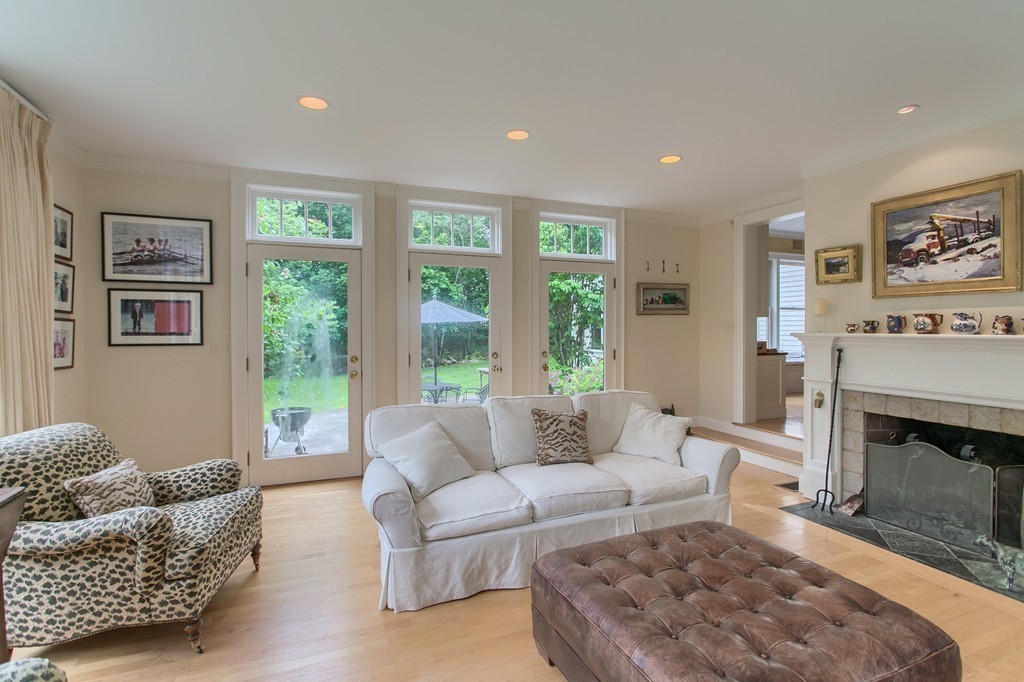 195 River Road Carlisle, MA 01741 - Photo 13 of 26