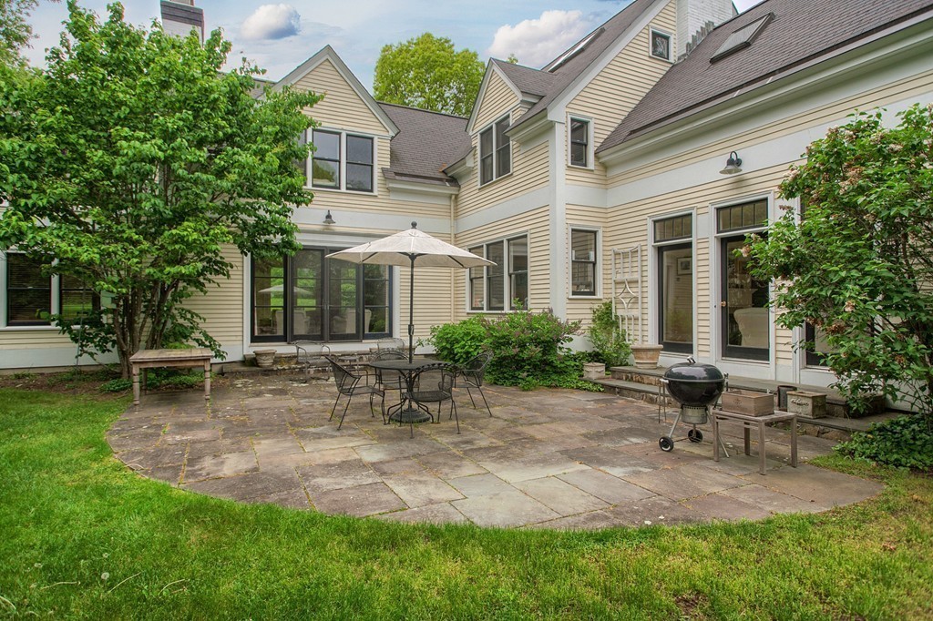 195 River Road Carlisle, MA 01741 - Photo 23 of 26