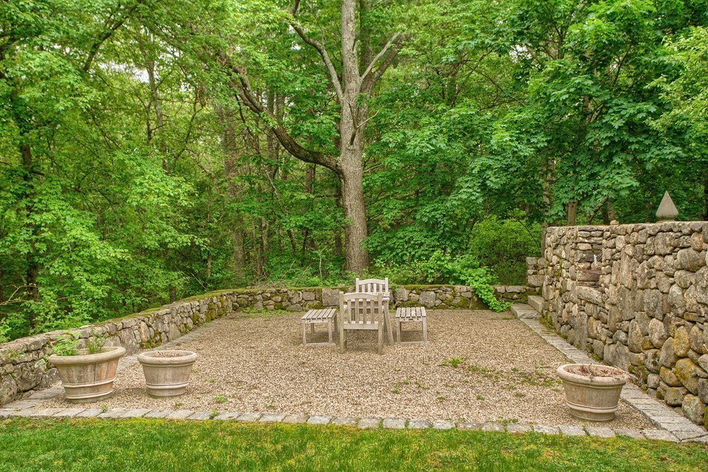 195 River Road Carlisle, MA 01741 - Photo 24 of 26