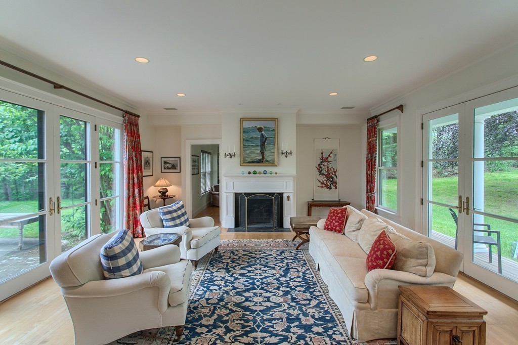 195 River Road Carlisle, MA 01741 - Photo 7 of 26