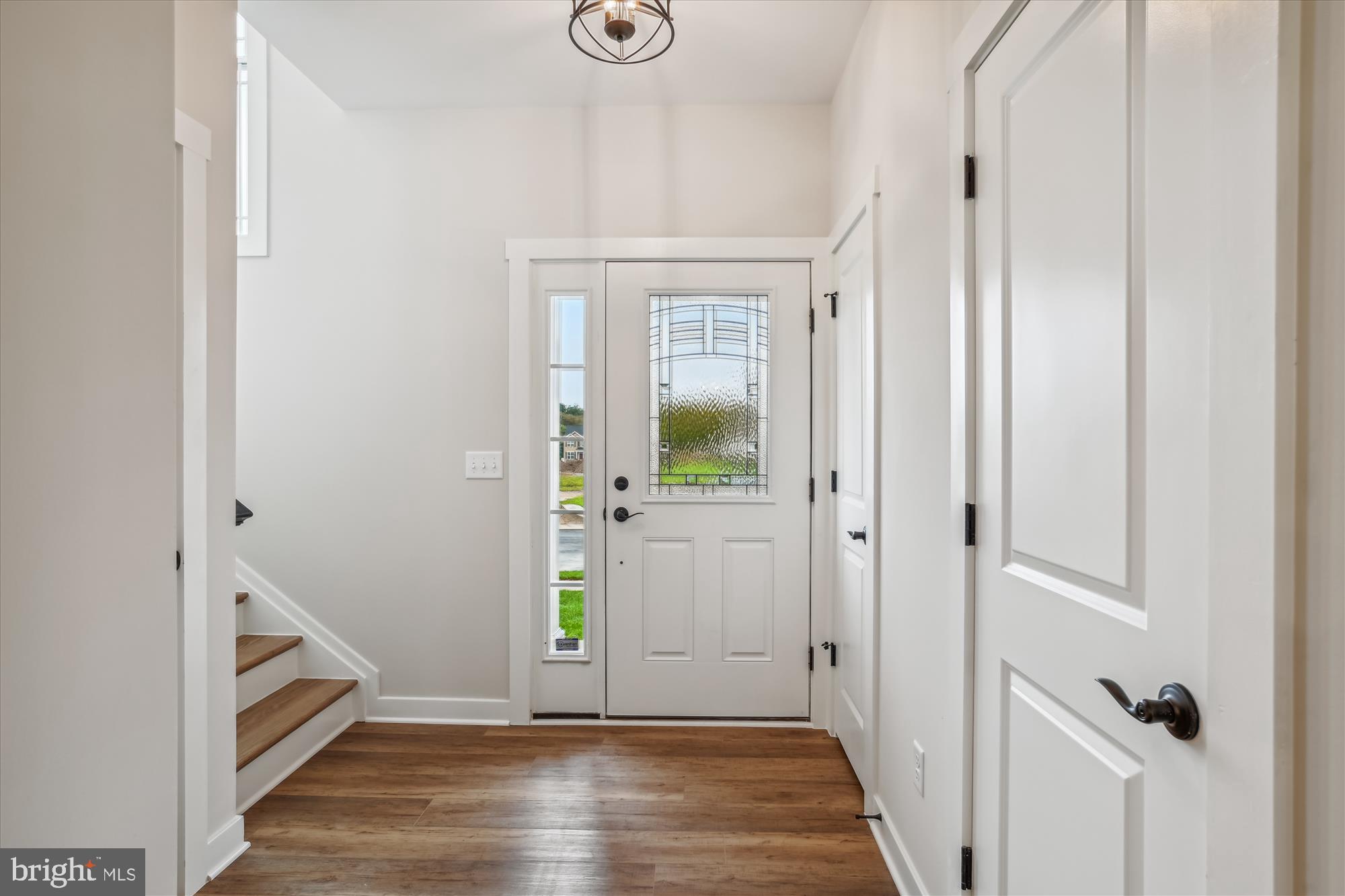 312 Caldwell Road Pasadena, MD 21122 - Photo 16 of 70 Entry