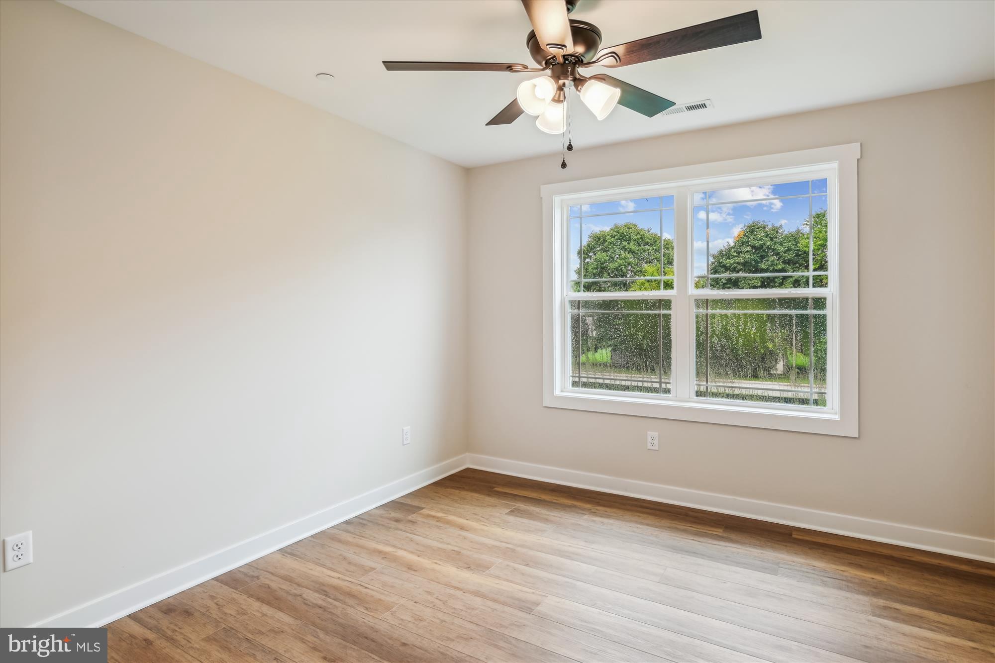 312 Caldwell Road Pasadena, MD 21122 - Photo 46 of 70 Bedroom