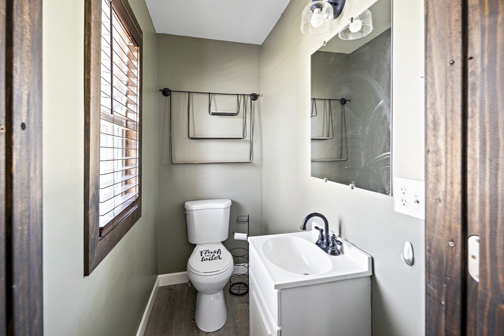 121 Circuit Road Winthrop, MA 02152 - Photo 16 of 39