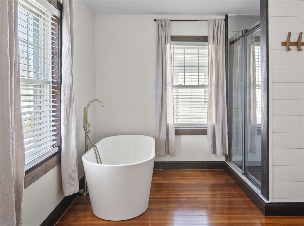 121 Circuit Road Winthrop, MA 02152 - Photo 20 of 39