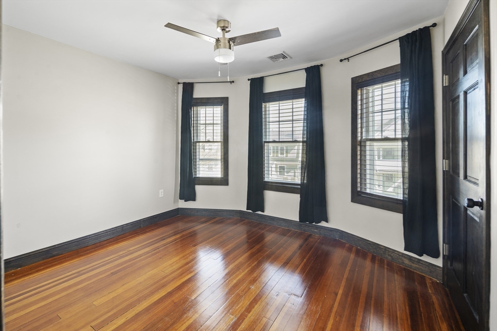 121 Circuit Road Winthrop, MA 02152 - Photo 24 of 39