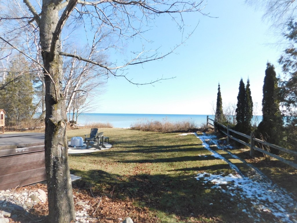 158 Clar Lin Road Algoma, WI 54201 - Photo 18 of 59