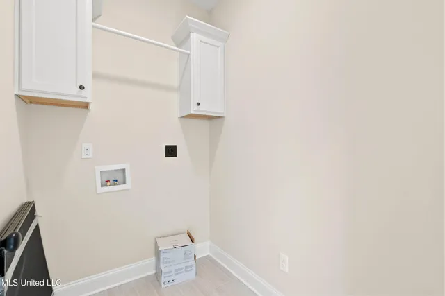 $299,900 | 713 Bolivar Drive, Nesbit, MS 38651