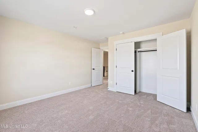 $299,900 | 713 Bolivar Drive, Nesbit, MS 38651