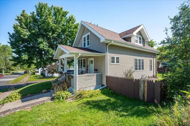 $274,900 | 202 17th Street, Cloquet, MN 55720