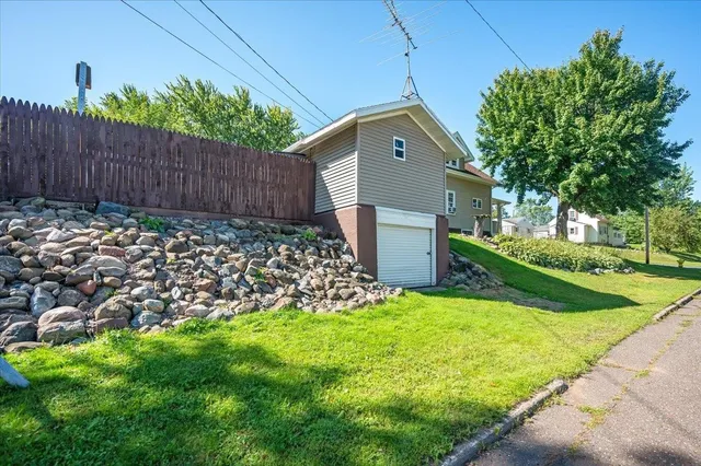 $274,900 | 202 17th Street, Cloquet, MN 55720