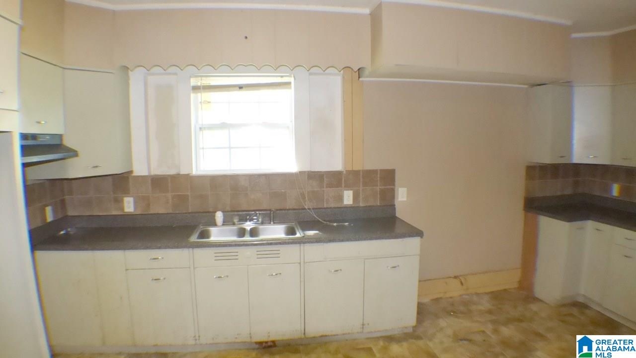 1301 Warrior Road Birmingham, AL 35218 - Photo 9 of 12