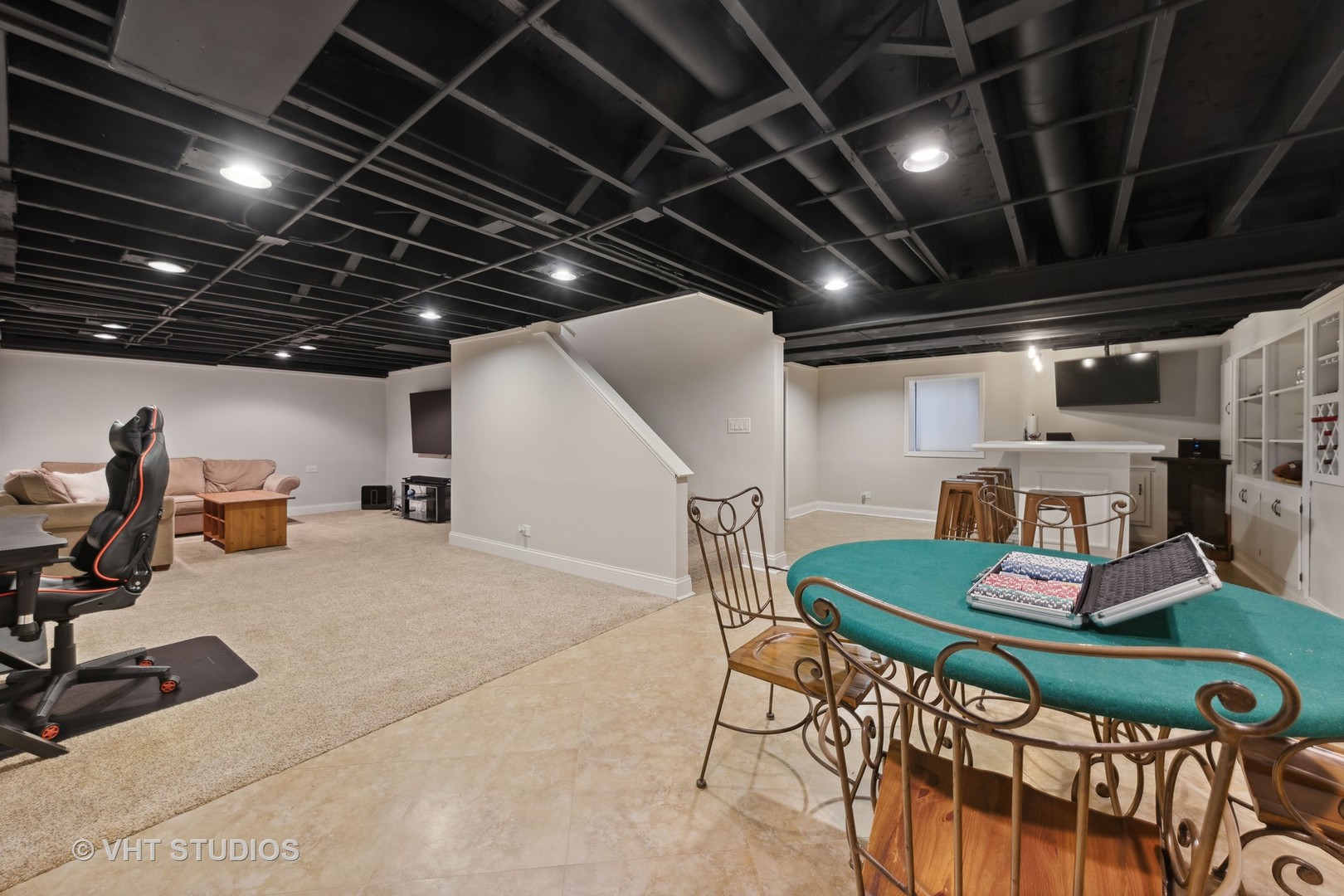 2S540 White Birch Lane Wheaton, IL 60189 - Photo 37 of 46 a view of a room with gym equipment