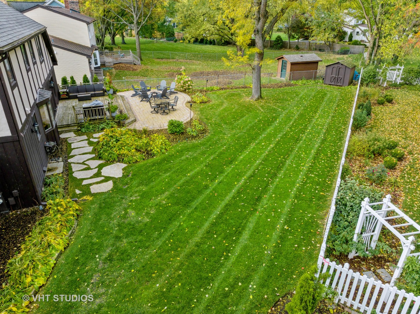 2S540 White Birch Lane Wheaton, IL 60189 - Photo 41 of 46 a front view of a house with garden