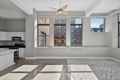 $749,900 | 485-495 Harrison Avenue, Unit 201, Boston, MA 02118