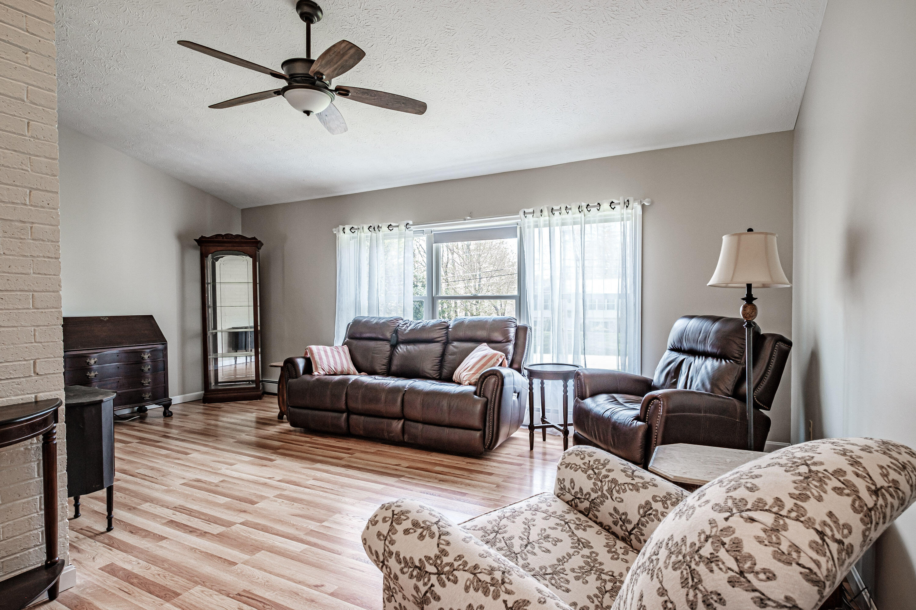 50 Mayberry Road Westbrook, ME 04092 - Photo 5 of 43 Living Room