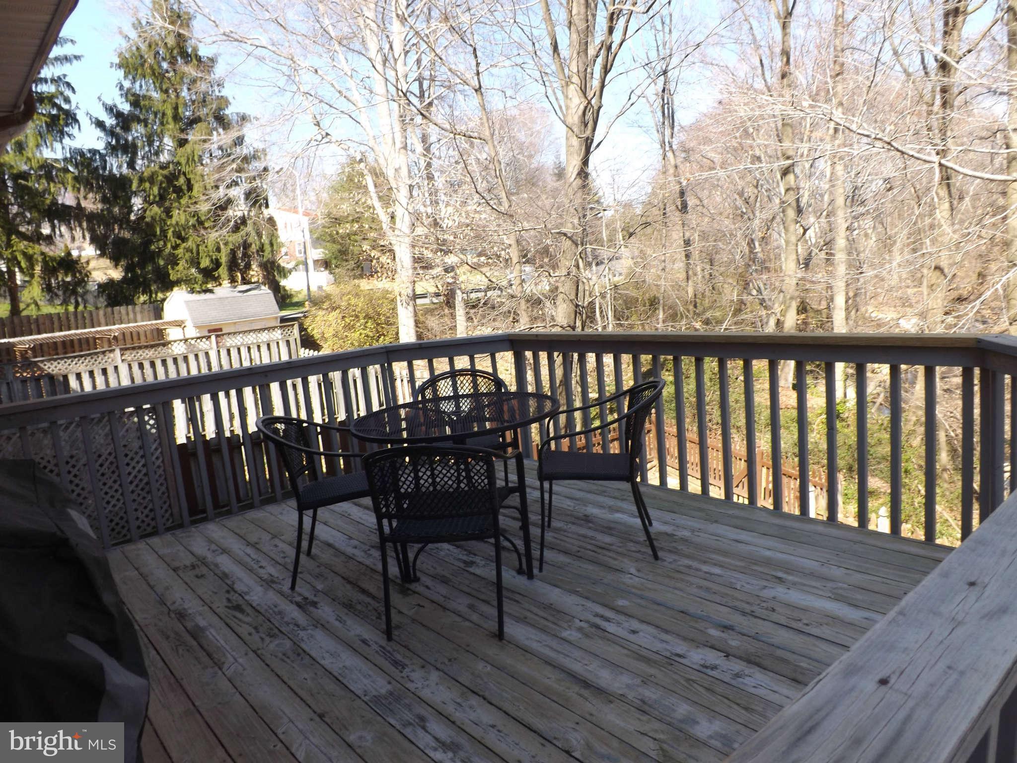 9 Rothamel Court Baltimore, MD 21236 - Photo 8 of 14 Deck