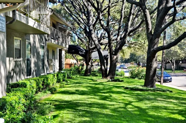 $1,710 | 5909 Birchbrook Drive, Unit 201, Dallas, TX 75206