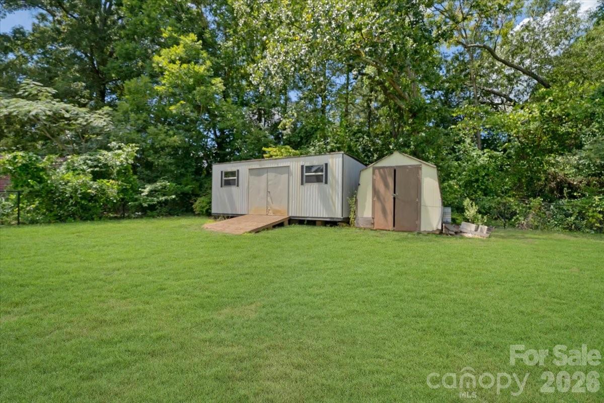 2827 East Pinewood Road Chester, SC 29706 - Photo 37 of 43 Gallery Image 37