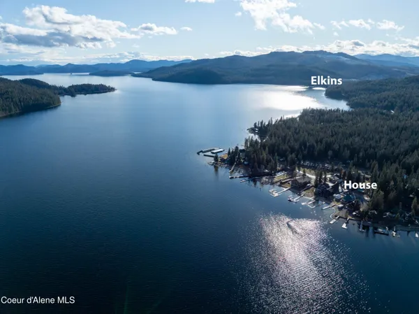 $545,000 | 220 South Granite Bay Road, Nordman, ID 83848