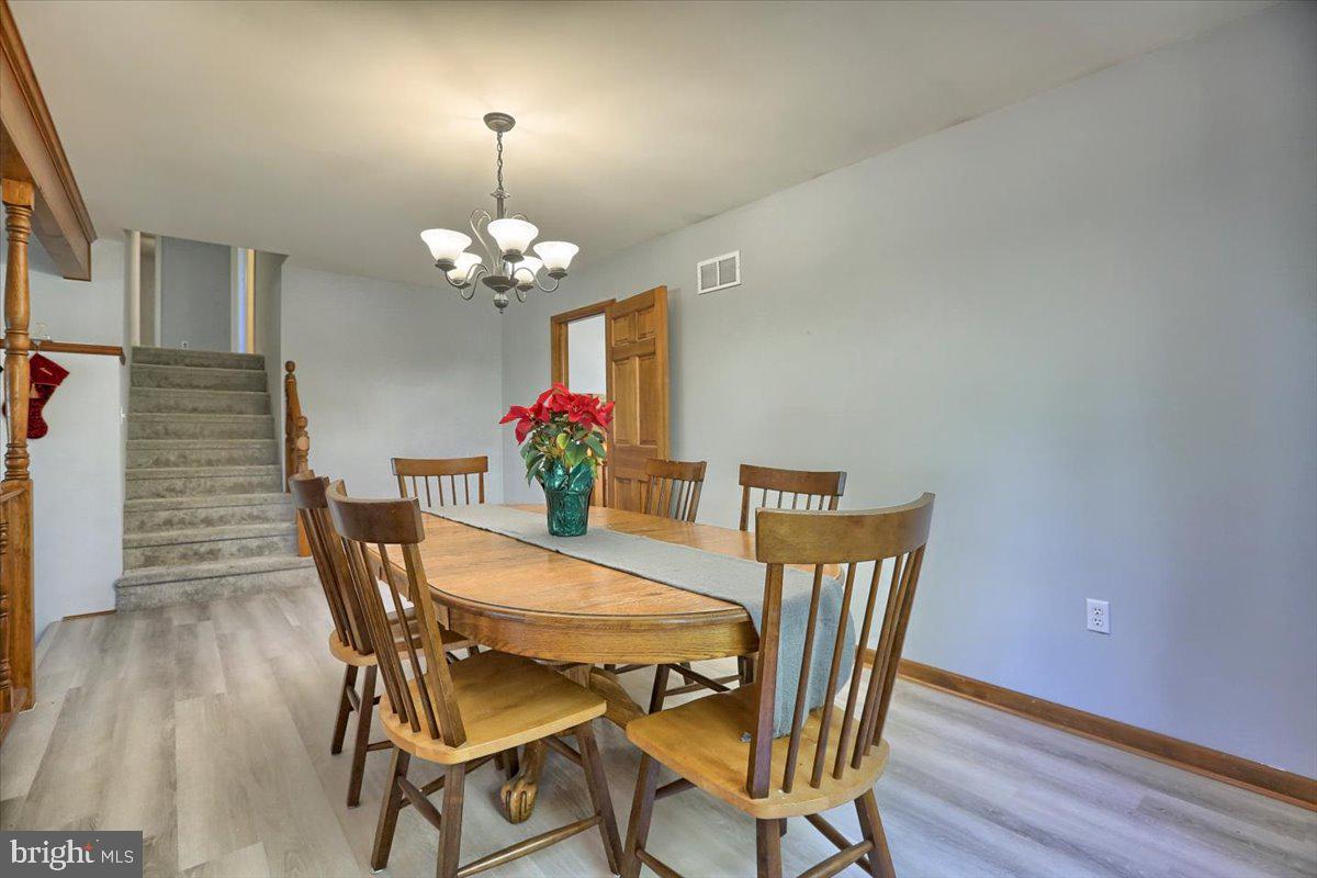 3060 Raintree Road York, PA 17404 - Photo 11 of 54 Gallery Image 11