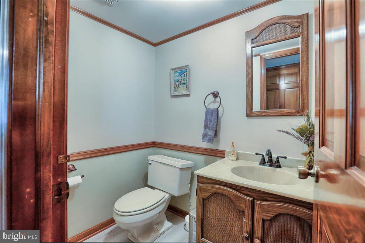 3060 Raintree Road York, PA 17404 - Photo 26 of 54 Half Bath on Main Floor