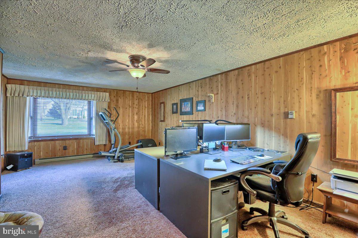 3060 Raintree Road York, PA 17404 - Photo 52 of 54 Large Office