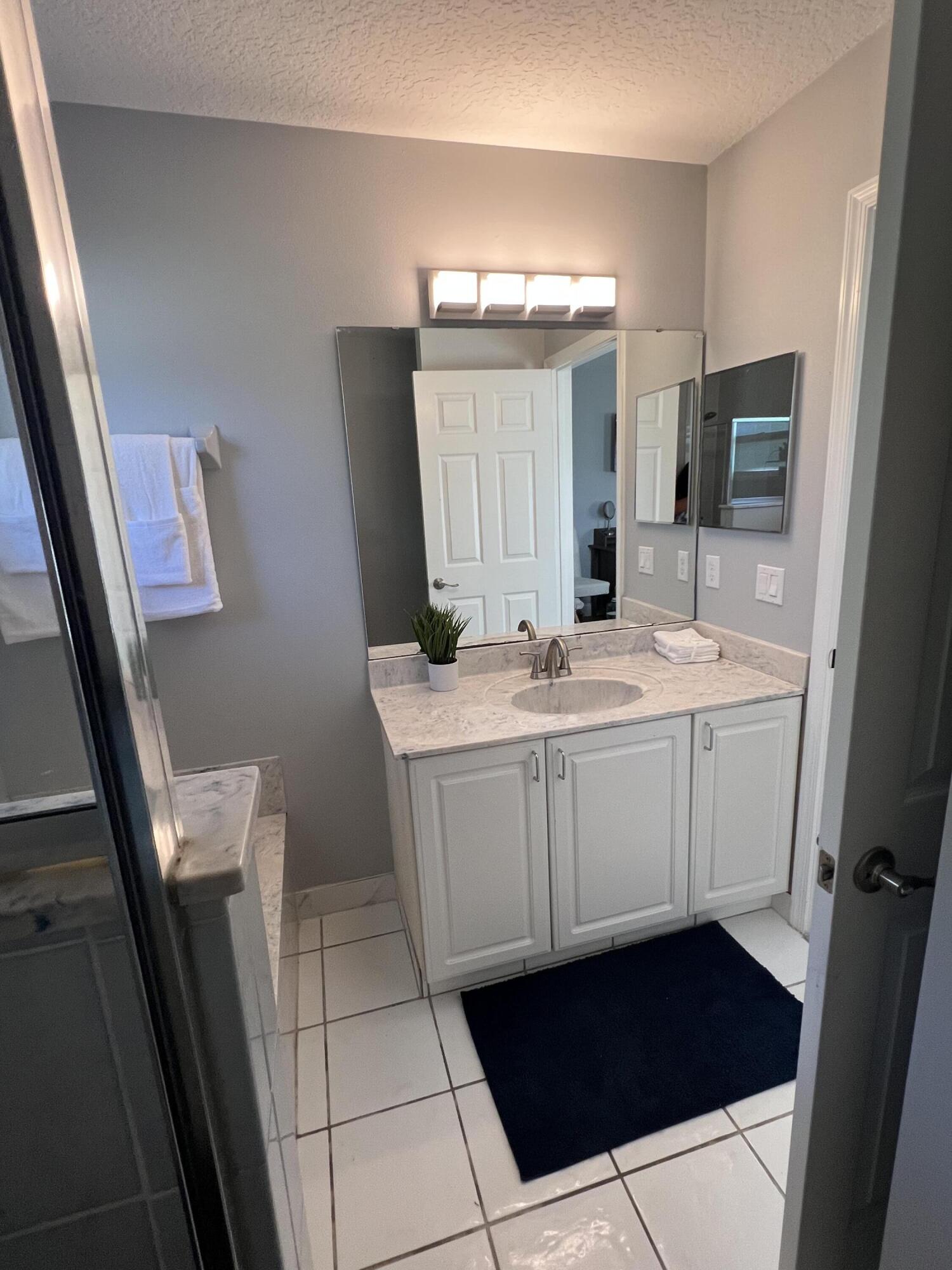 12809 53rd Road North Royal Palm Beach, FL 33411 - Photo 13 of 22 Bathroom