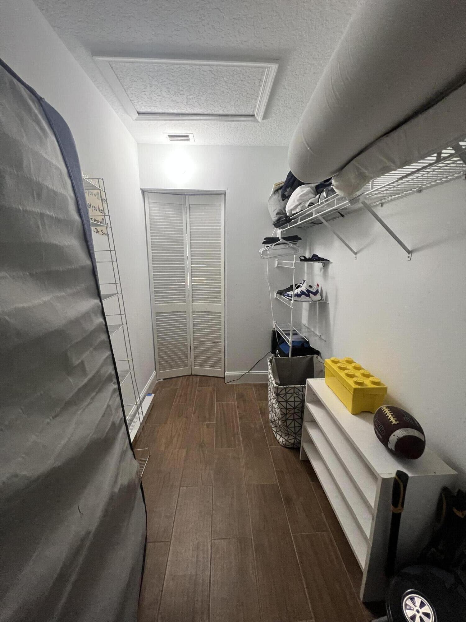 12809 53rd Road North Royal Palm Beach, FL 33411 - Photo 16 of 22 Laundry
