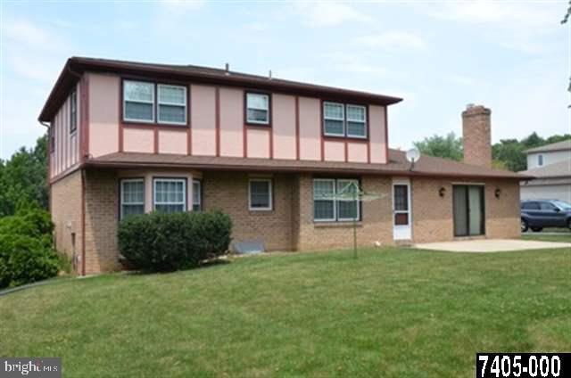 2940 Round Hill Road York, PA 17402 - Photo 3 of 21 Gallery Image 3