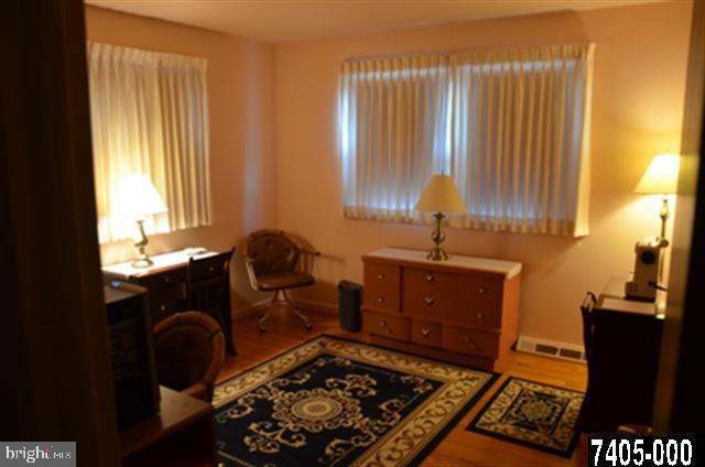 2940 Round Hill Road York, PA 17402 - Photo 4 of 21 Gallery Image 4