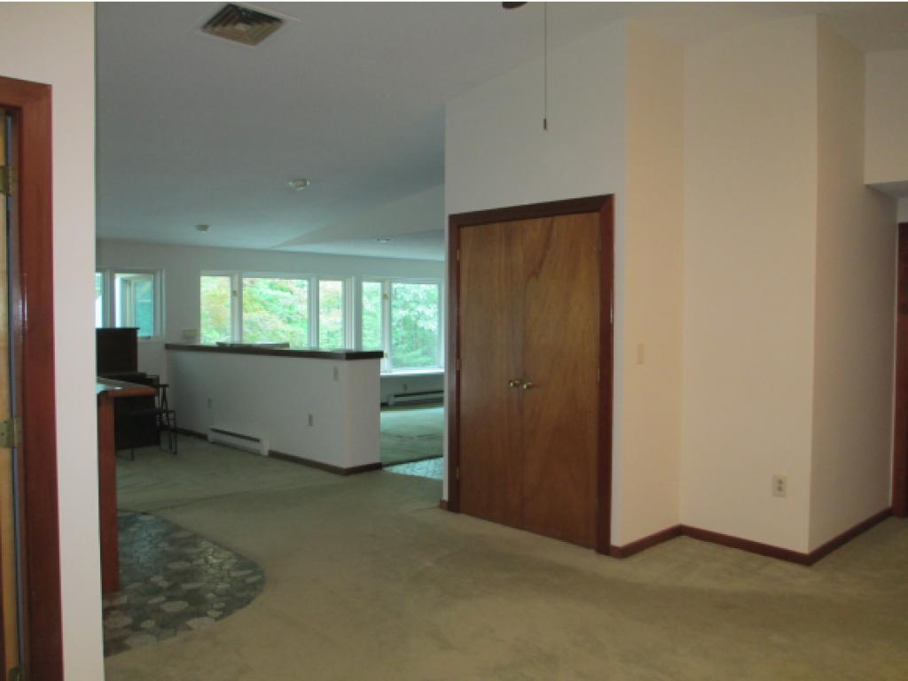 96 Baboosic Lake Road Amherst, NH 03031 - Photo 9 of 21 Gallery Image 9