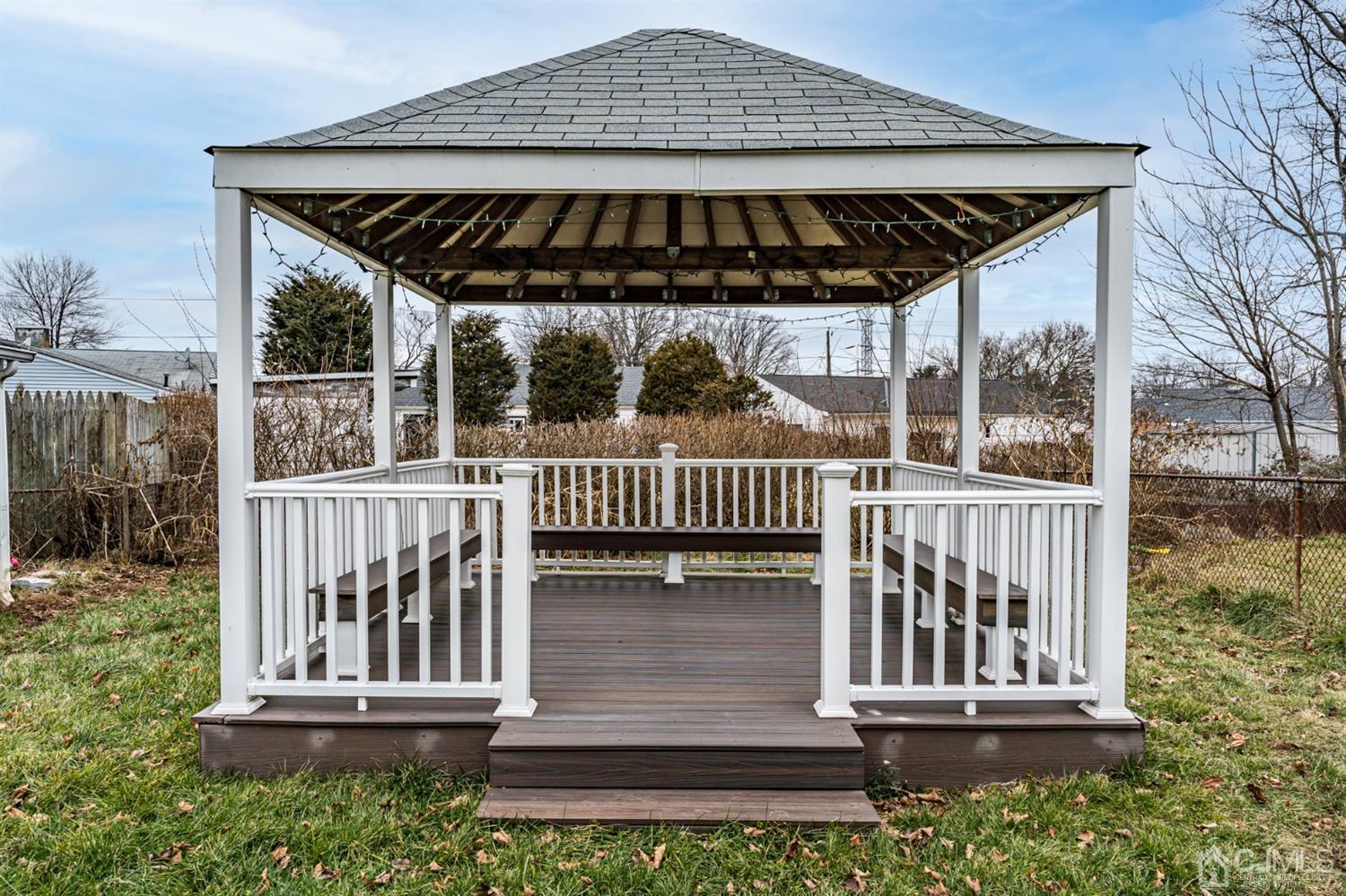 27 Fairfax Road Edison, NJ 08817 - Photo 23 of 25 front view of a house with a porch