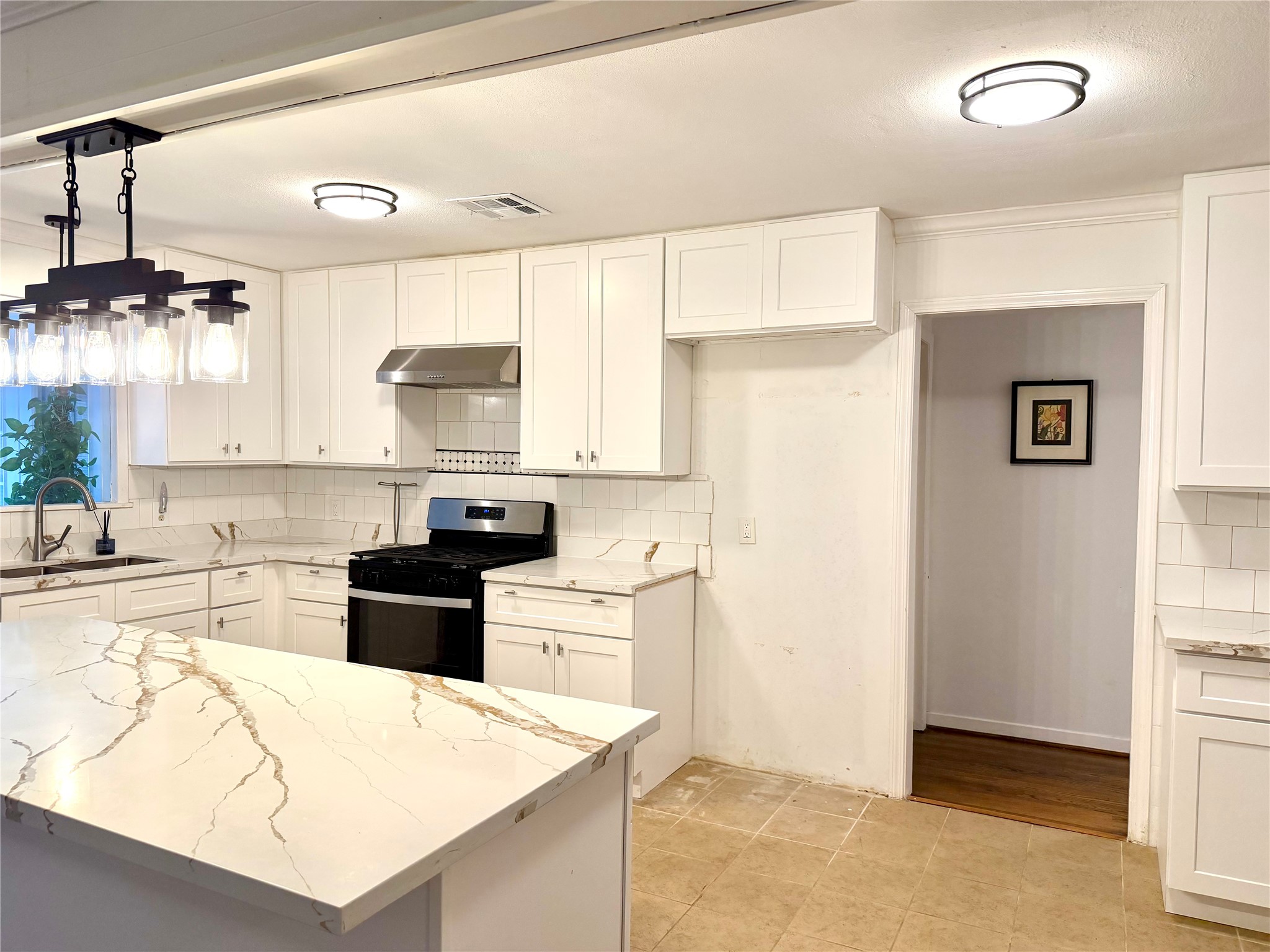 4128 Bissonnet Street Houston, TX 77005 - Photo 14 of 28