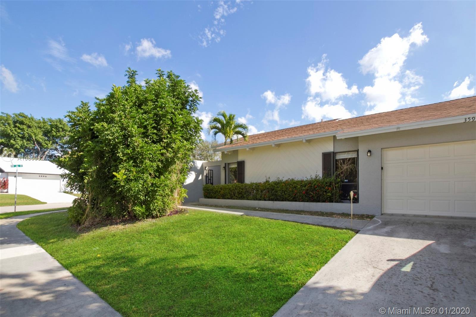3598 Northwest 27th Avenue Boca Raton, FL 33434 - Photo 2 of 31