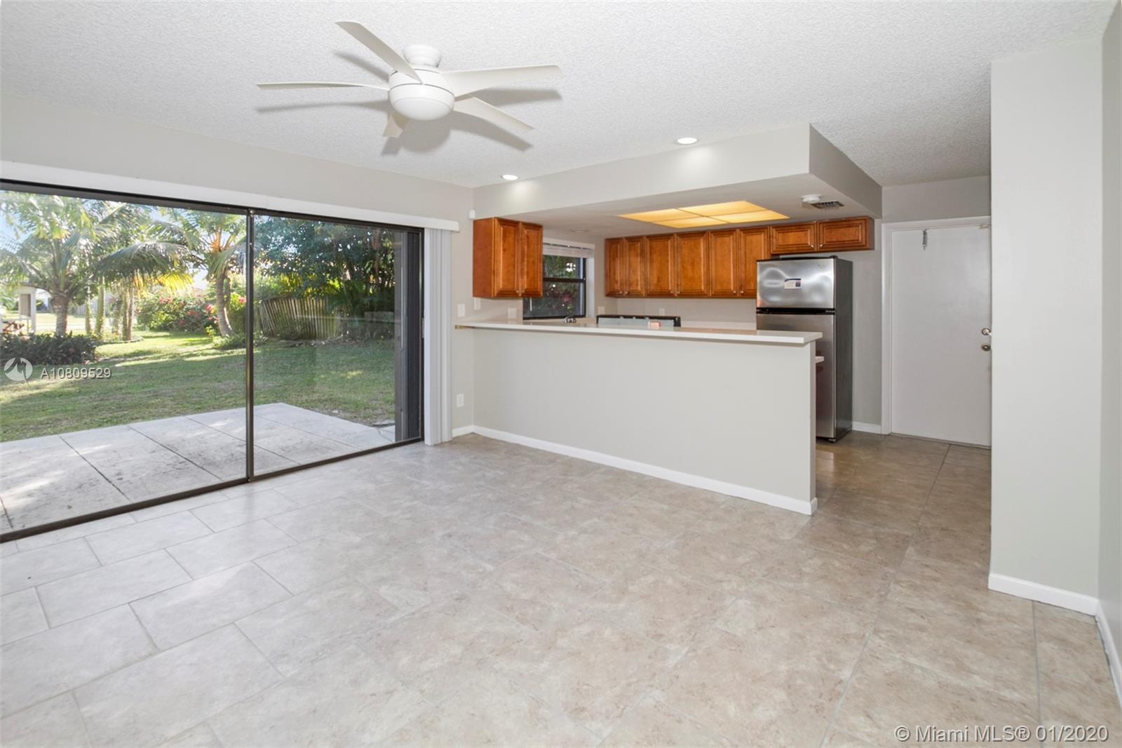 3598 Northwest 27th Avenue Boca Raton, FL 33434 - Photo 11 of 31