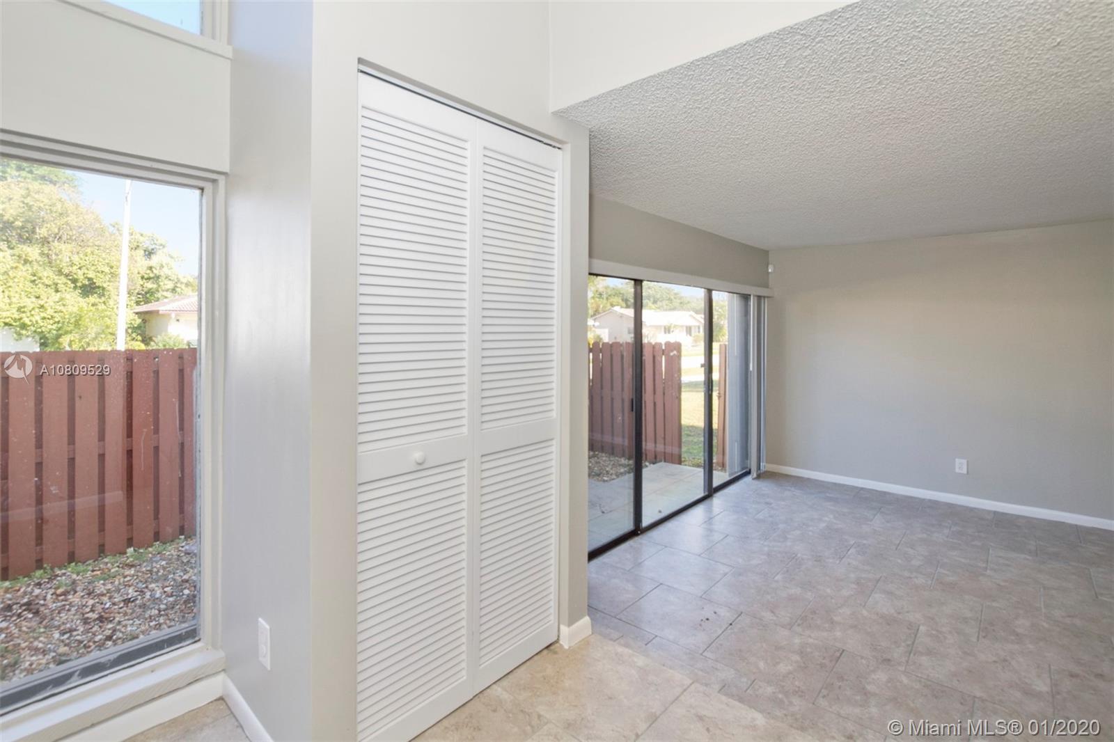 3598 Northwest 27th Avenue Boca Raton, FL 33434 - Photo 6 of 31