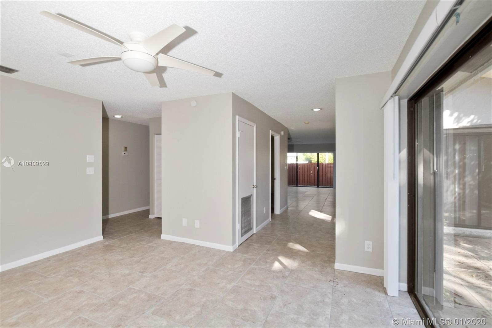 3598 Northwest 27th Avenue Boca Raton, FL 33434 - Photo 10 of 31