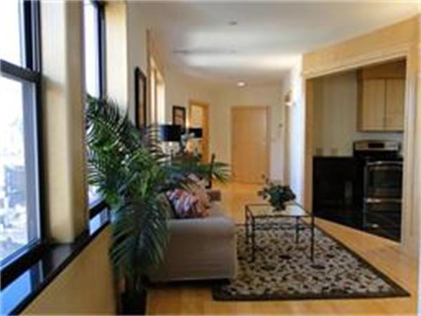 42 Beach Street, Unit 9D Boston, MA 02111 - Photo 2 of 7