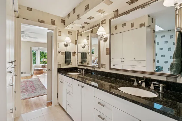 $1,765,000 | 100 Black Oaks Lane North, Plymouth, MN 55447