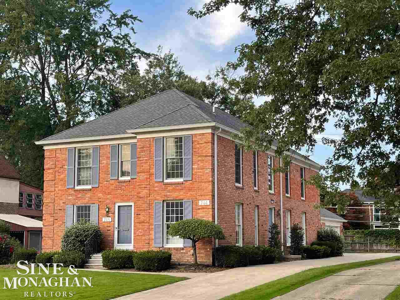 744 Trombley Road Grosse Pointe Park, MI 48230 - Photo 1 of 32