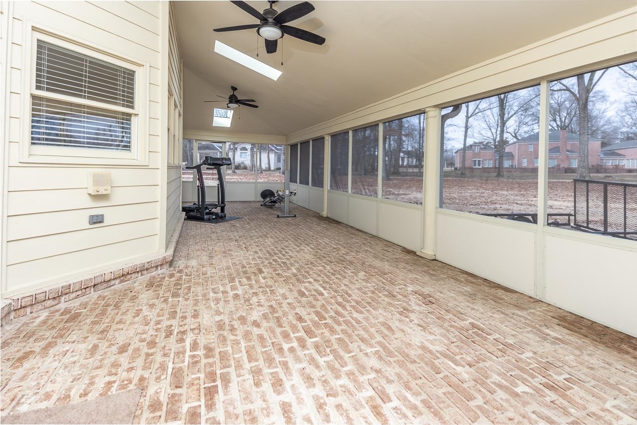 9530 Mayfield Road South Collierville, TN 38017 - Photo 22 of 25 great place for entertaining or exercise equipment.