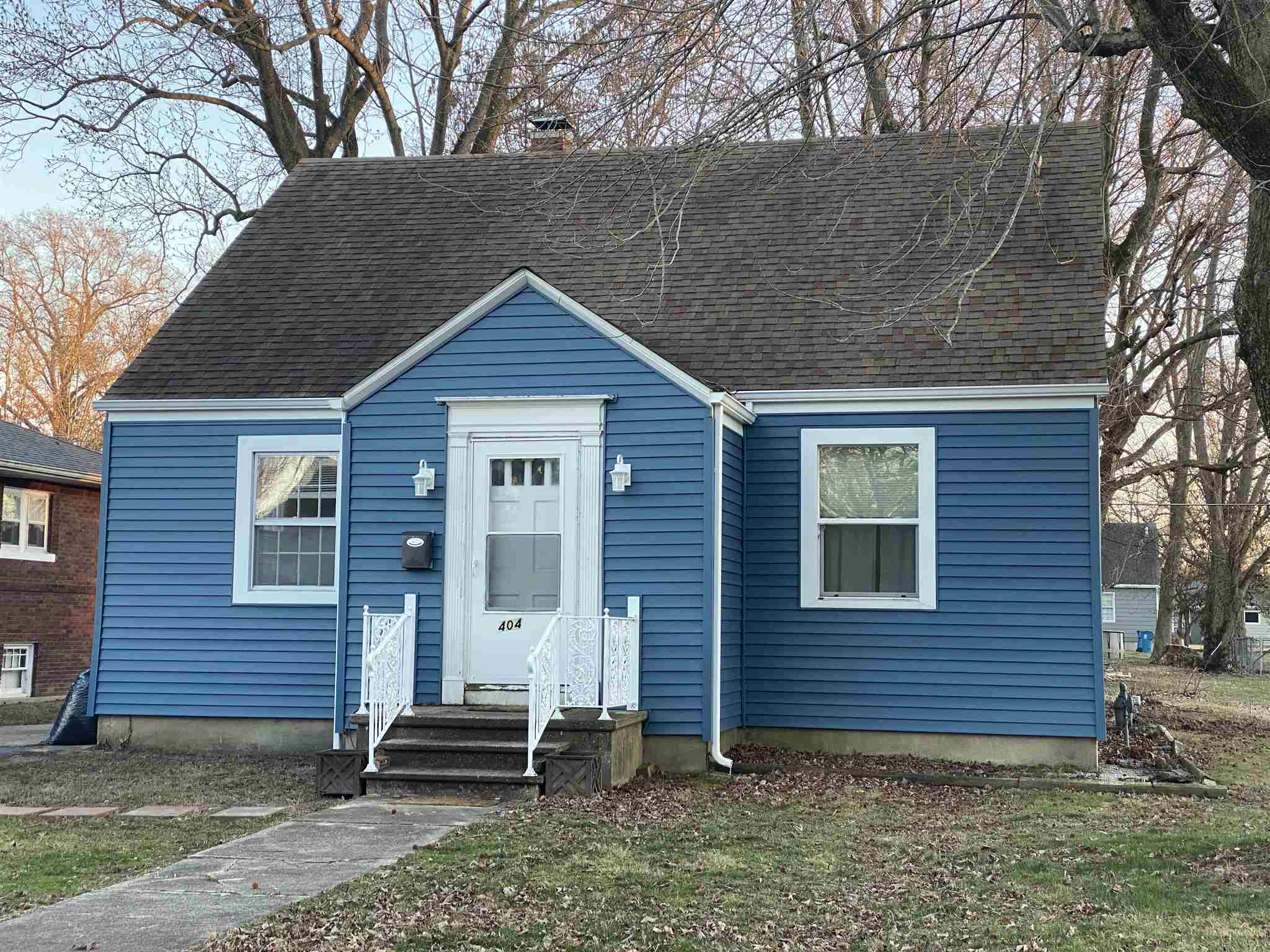 404 Mitchell Street Benton, IL 62812 - Photo 1 of 12 Gallery Image 1