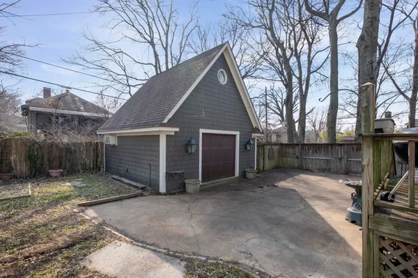$480,000 | 1273 Carr Avenue, Memphis, TN 38104