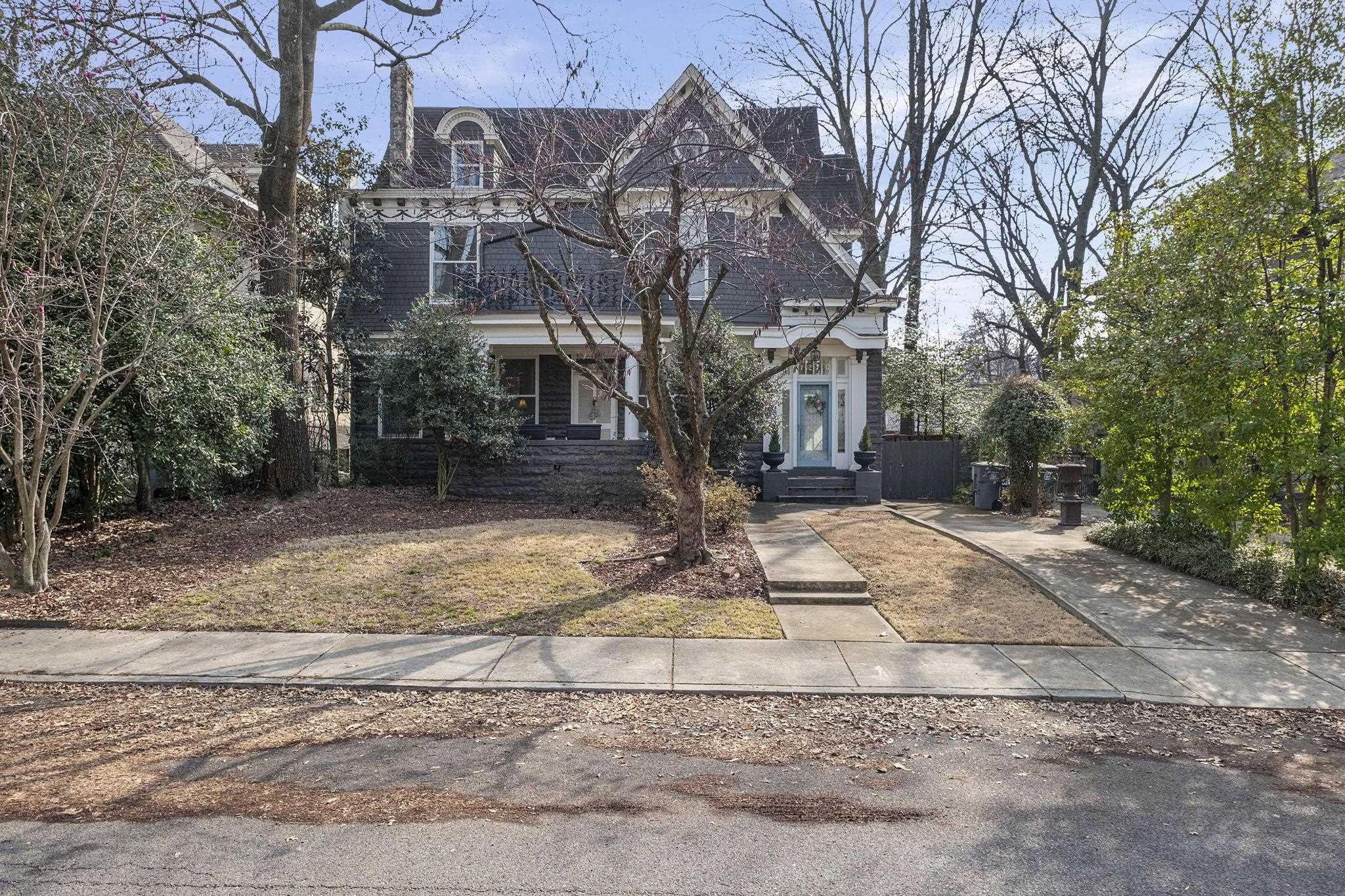 1273 Carr Avenue Memphis, TN 38104 - Photo 36 of 39 Street view highlighting the home's location within the charming Historic Annesdale Park neighborhood.