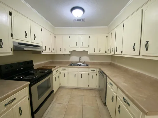 $1,700 | 4532 Hillside Drive, Evans, GA 30809