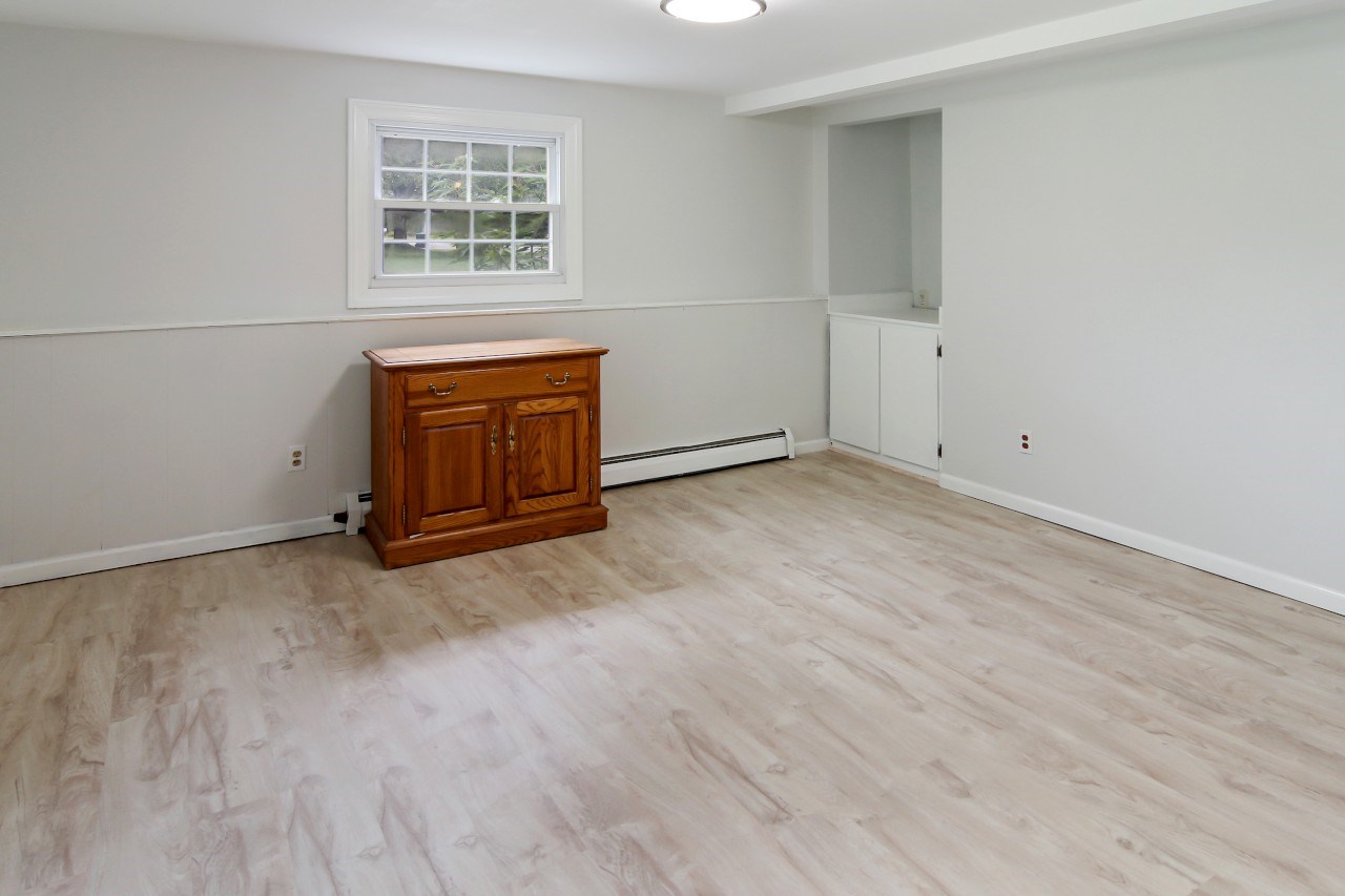 5734 Apple Valley Road Williamsburg, MI 49690 - Photo 23 of 34 1879440-22.JPG