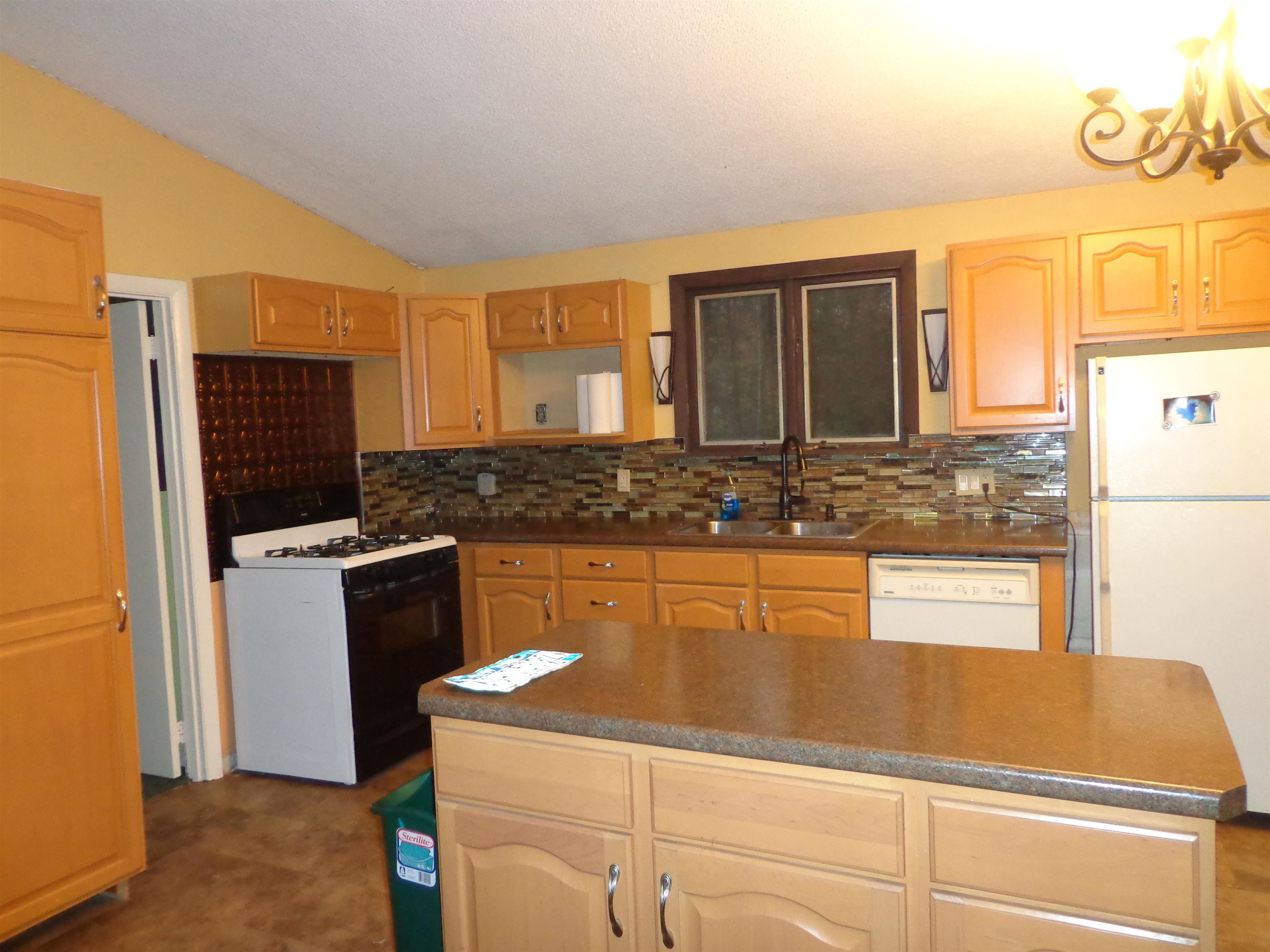 863 Darling Hill Road Derby, VT 05855 - Photo 11 of 24 Gallery Image 11