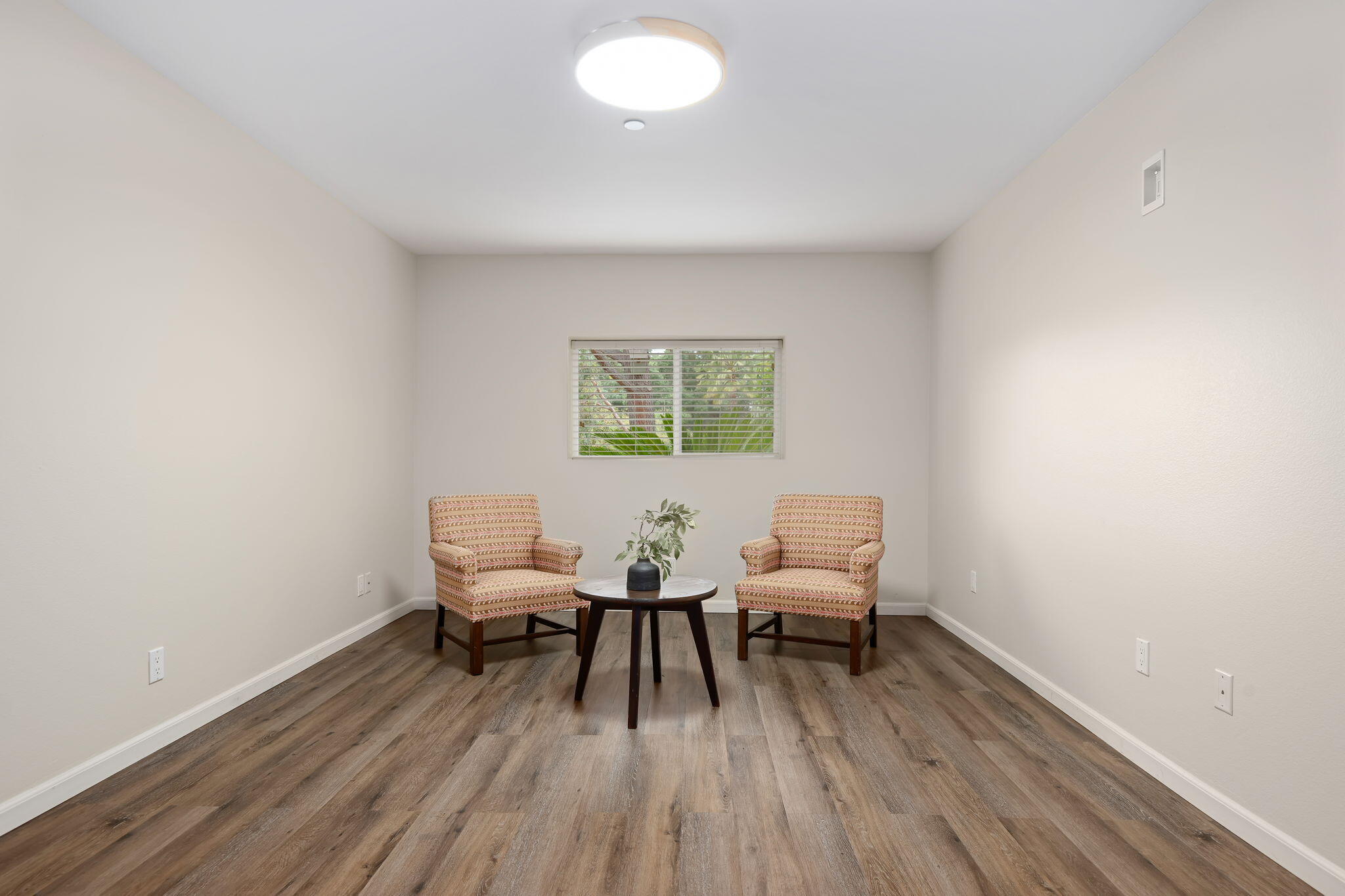 1442 South Rice Road Ojai, CA 93023 - Photo 31 of 54 19-Guest Bedroom