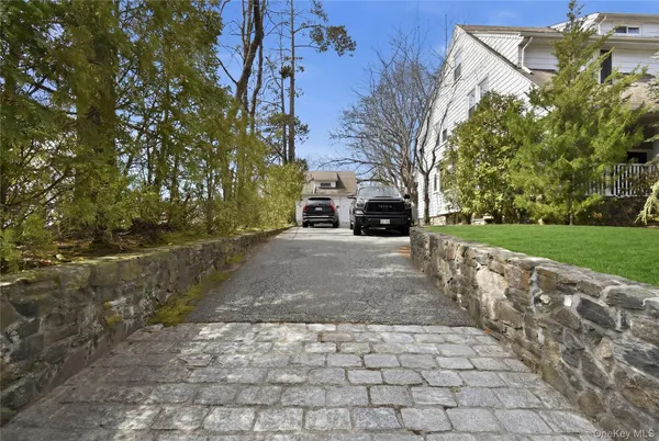 $1,295,000 | 220 Sheridan Avenue, Mount Vernon, NY 10552