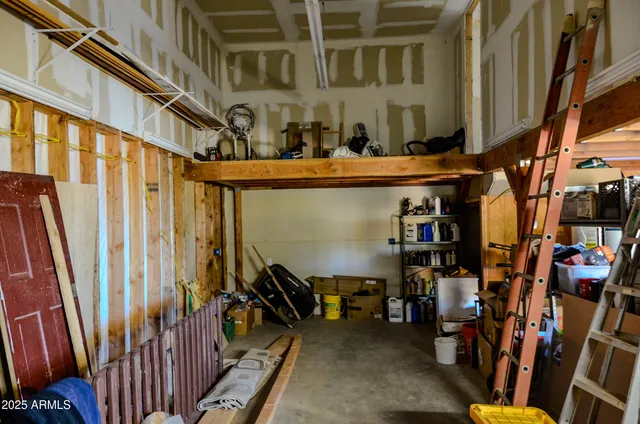 $700,000 | 685 Kuhn Road, Show Low, AZ 85901